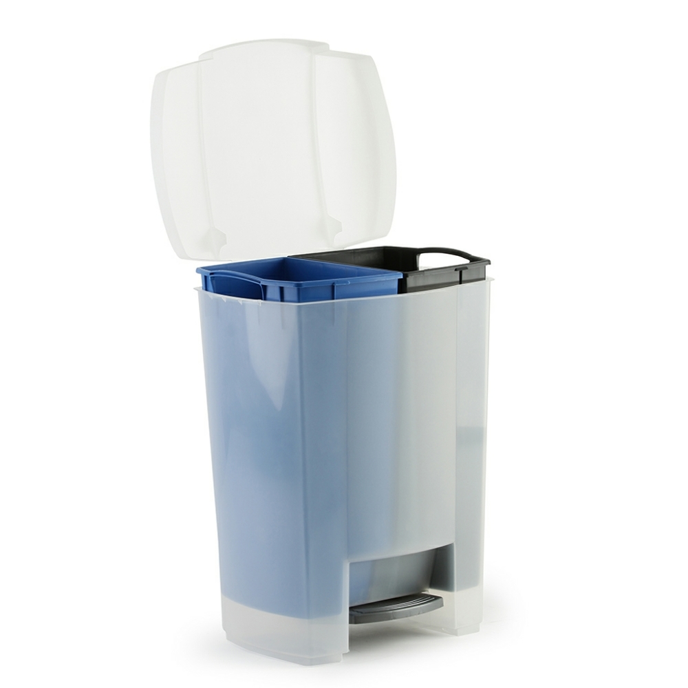 NWOT Trash bin and recycling